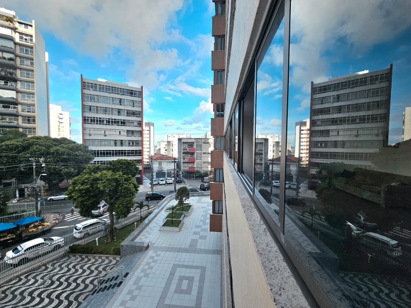 APARTAMENTO 4 QUARTOS SUÍTE VARANDA DEPENDÊNCIA ELEVADOR 2 GARAGENS À VENDA NA GRAÇA Rua Humberto de Campos Salvador - 