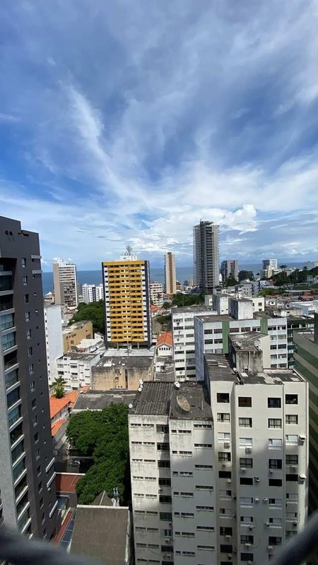 APARTAMENTO 2 QUARTOS VARANDA VISTA MAR NASCENTE DEPENDÊNCIA GARAGEM À VENDA NA BARRA! Avenida Princesa Isabel Salvador - 