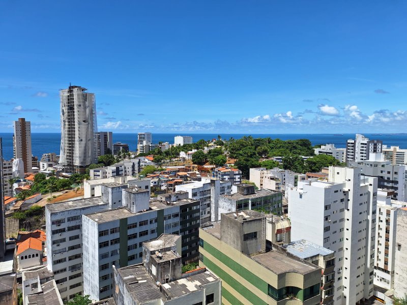 APARTAMENTO 2 QUARTOS VARANDA VISTA MAR NASCENTE DEPENDÊNCIA GARAGEM À VENDA NA BARRA! Avenida Princesa Isabel Salvador - 