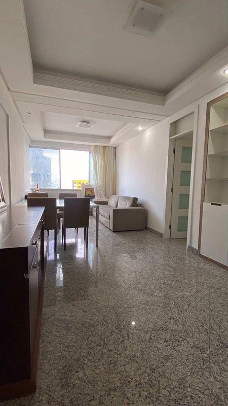 APARTAMENTO 2 QUARTOS VARANDA VISTA MAR NASCENTE DEPENDÊNCIA GARAGEM À VENDA NA BARRA! Avenida Princesa Isabel Salvador - 