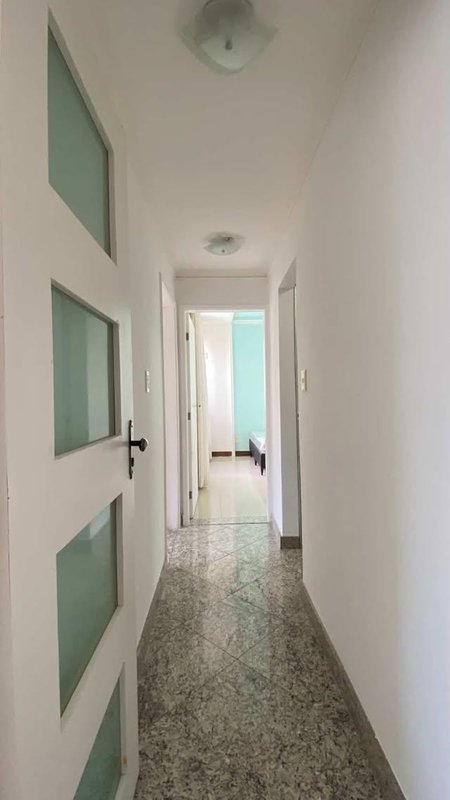 APARTAMENTO 2 QUARTOS VARANDA VISTA MAR NASCENTE DEPENDÊNCIA GARAGEM À VENDA NA BARRA! Avenida Princesa Isabel Salvador - 