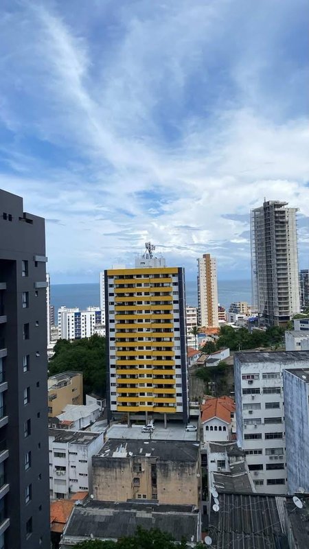 APARTAMENTO 2 QUARTOS VARANDA VISTA MAR NASCENTE DEPENDÊNCIA GARAGEM À VENDA NA BARRA! Avenida Princesa Isabel Salvador - 