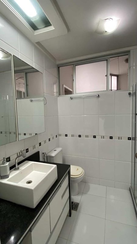 APARTAMENTO 2 QUARTOS VARANDA VISTA MAR NASCENTE DEPENDÊNCIA GARAGEM À VENDA NA BARRA! Avenida Princesa Isabel Salvador - 