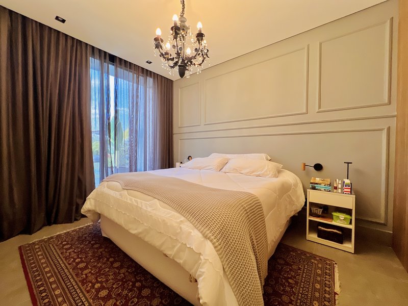 CASA TÉRREA ESPETACULAR EM SAINT PATRICK Alameda Notre-Dame Sorocaba - 