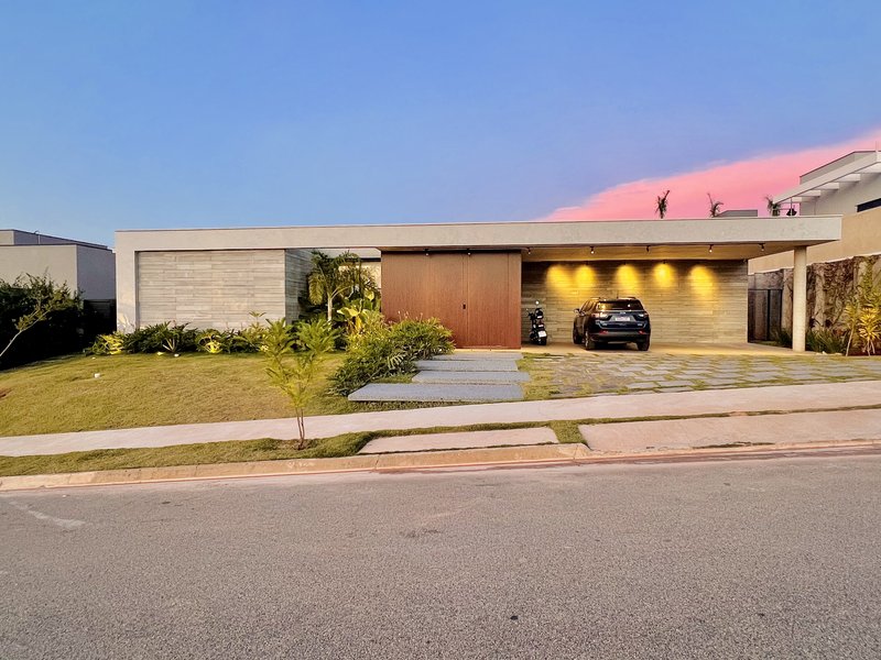 CASA TÉRREA ESPETACULAR EM SAINT PATRICK Alameda Notre-Dame Sorocaba - 