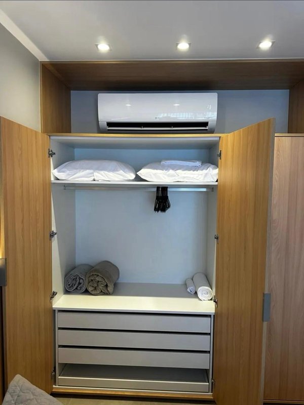 STUDIO COMPLETO PARA LOCAÇÃO CORREDOR DA VITORIA Avenida Sete de Setembro Salvador - 