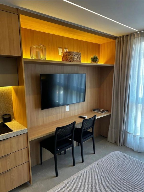 STUDIO COMPLETO PARA LOCAÇÃO CORREDOR DA VITORIA Avenida Sete de Setembro Salvador - 