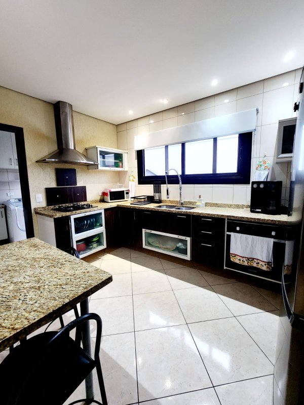 Venda casa de condomínio alto padrão Rua Sabiá Santana de Parnaíba - 