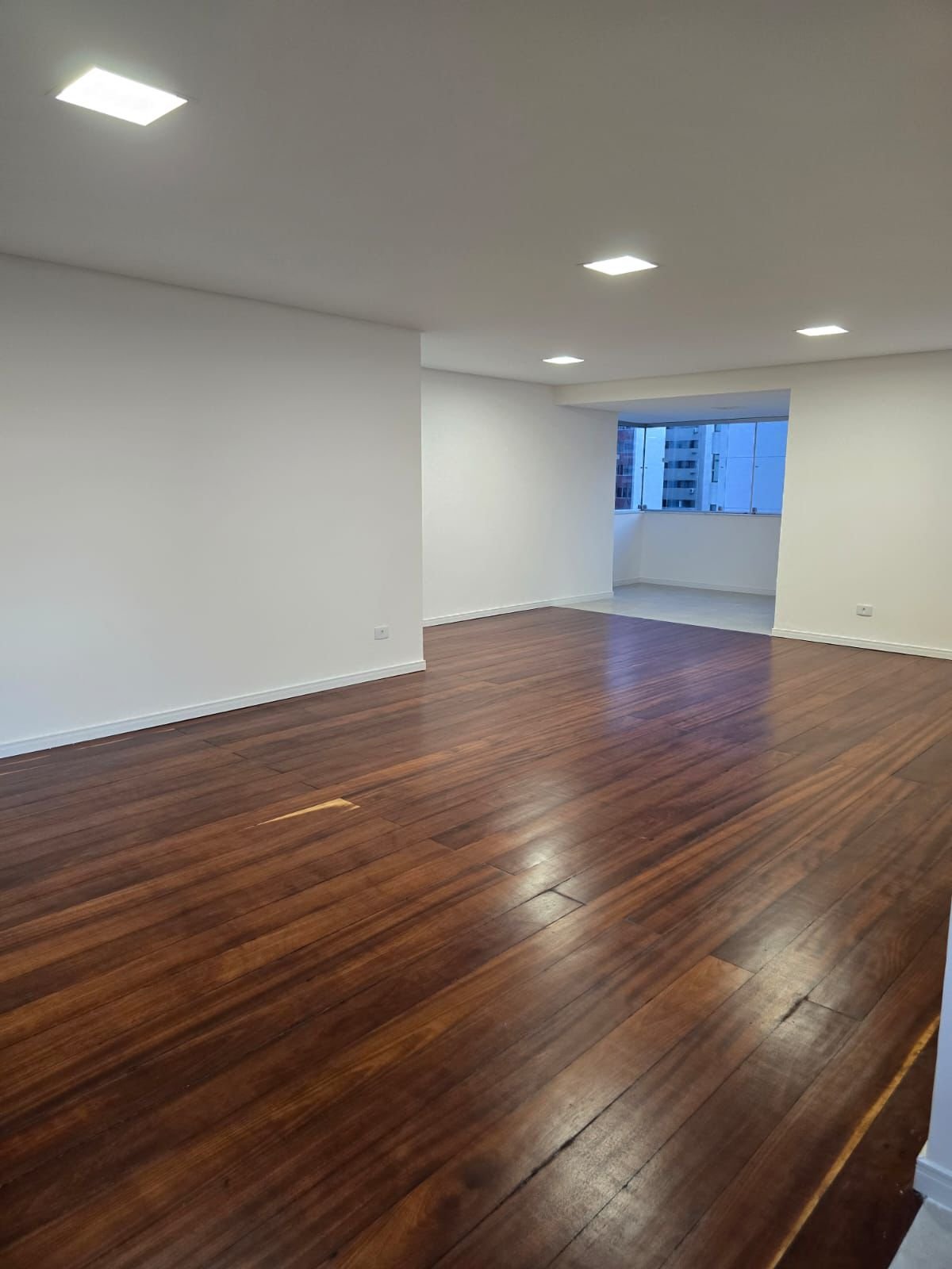 Apartamento, 3 quartos, 120 m² - Foto 1