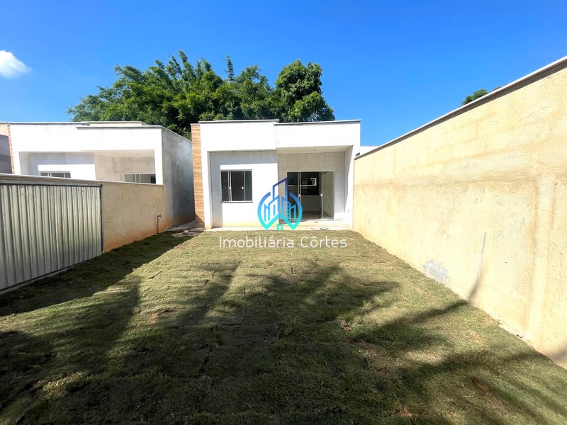 Casa com 2 dormitórios por apenas R$208,000 Rua José Delgado Martins CACHOEIRAS DE MACACU - 