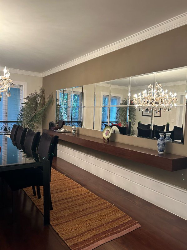 CASA EM CONDOMÍNIO FECHADO PRÓXIMO AO SHOPPING CIDADE JARDIM – PORTEIRA FECHADA - São Paulo - 
