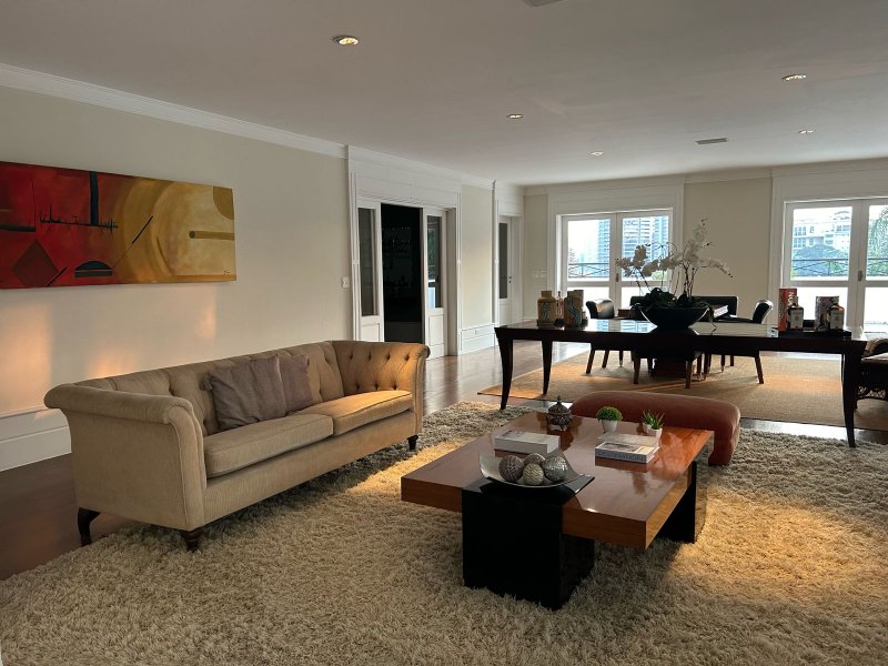 CASA EM CONDOMÍNIO FECHADO PRÓXIMO AO SHOPPING CIDADE JARDIM – PORTEIRA FECHADA - São Paulo - 