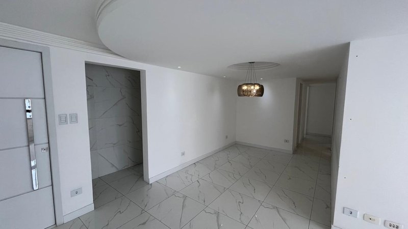 Apartamento à venda com 3 quartos sendo uma suíte, 95m² área útil por R$ 500.000,00 Rua Desembargador João Paes Recife - 