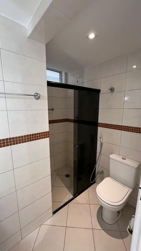 Apartamento à venda com 3 quartos sendo uma suíte, 95m² área útil por R$ 500.000,00 Rua Desembargador João Paes Recife - 