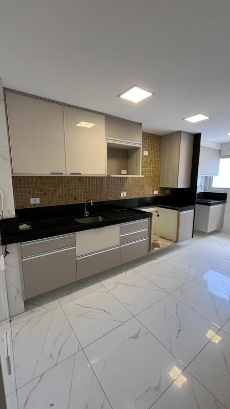 Apartamento à venda com 3 quartos sendo uma suíte, 95m² área útil por R$ 500.000,00 Rua Desembargador João Paes Recife - 
