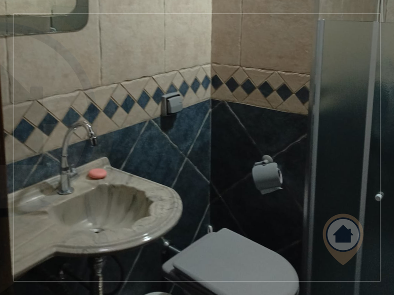 SOBRADO À VENDA COM 98 M² | 2 QUARTOS | 1 SUÍTE | 2 BANHEIROS | 2 VAGAS | CENTRO/GRU! Rua Soldado Antônio Agostinho Martins Guarulhos - 