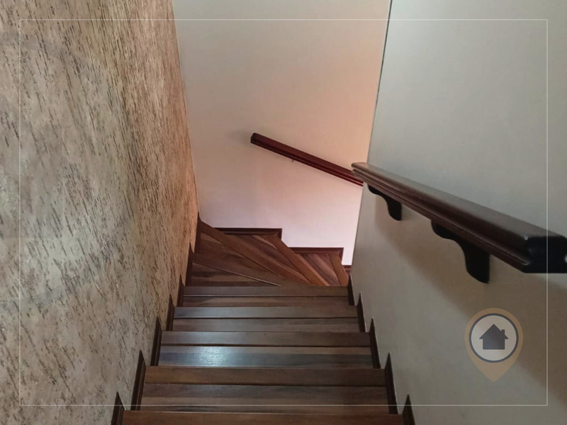 SOBRADO À VENDA COM 98 M² | 2 QUARTOS | 1 SUÍTE | 2 BANHEIROS | 2 VAGAS | CENTRO/GRU! Rua Soldado Antônio Agostinho Martins Guarulhos - 