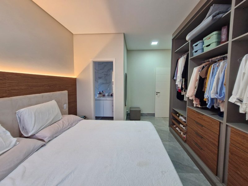 🏡 Casa Térrea Moderna em Condomínio – 3 Suítes | Pronta para Morar | Excelente Valor! - Campinas - 