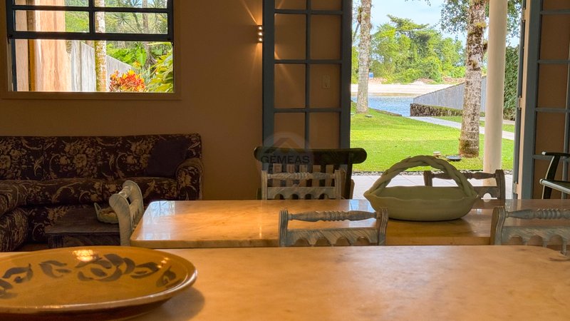 Linda casa frente ao rio na Praia Barra do Una - À VENDA Magno Passos Bitencourt São Sebastião - 