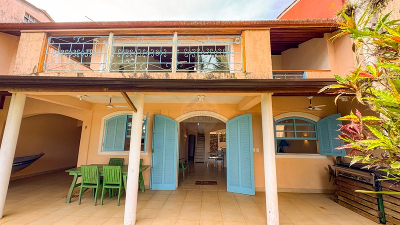Linda casa frente ao rio na Praia Barra do Una - À VENDA Magno Passos Bitencourt São Sebastião - 