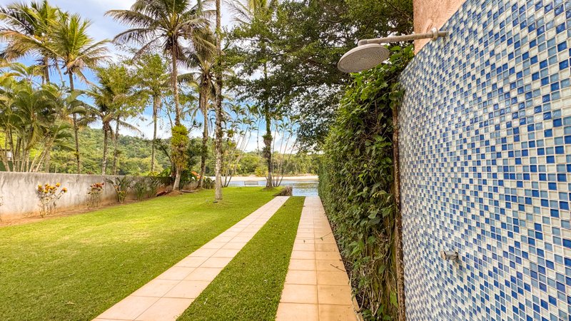 Linda casa frente ao rio na Praia Barra do Una - À VENDA Magno Passos Bitencourt São Sebastião - 