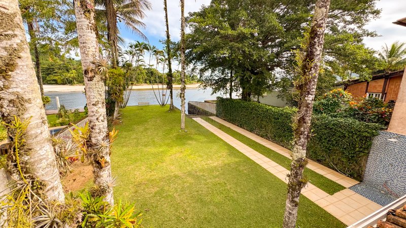 Linda casa frente ao rio na Praia Barra do Una - À VENDA Magno Passos Bitencourt São Sebastião - 