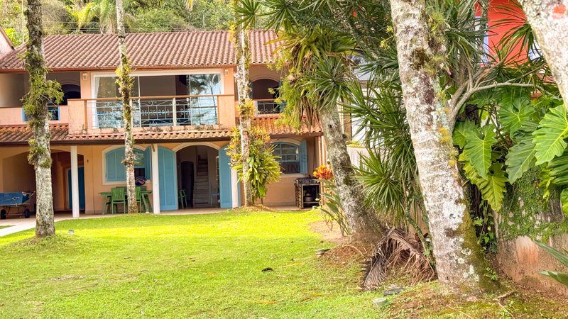 Linda casa frente ao rio na Praia Barra do Una - À VENDA Magno Passos Bitencourt São Sebastião - 