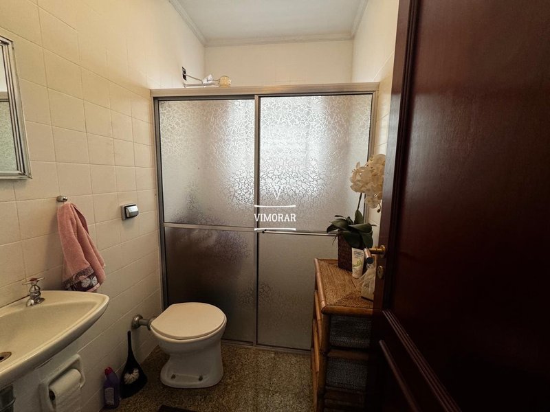 Sobrado 4 dormitórios sendo 3 suítes + piscina - São Paulo - 