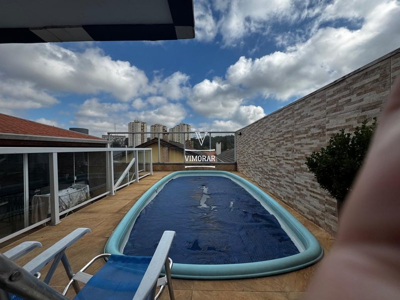 Sobrado 4 dormitórios sendo 3 suítes + piscina - São Paulo - 
