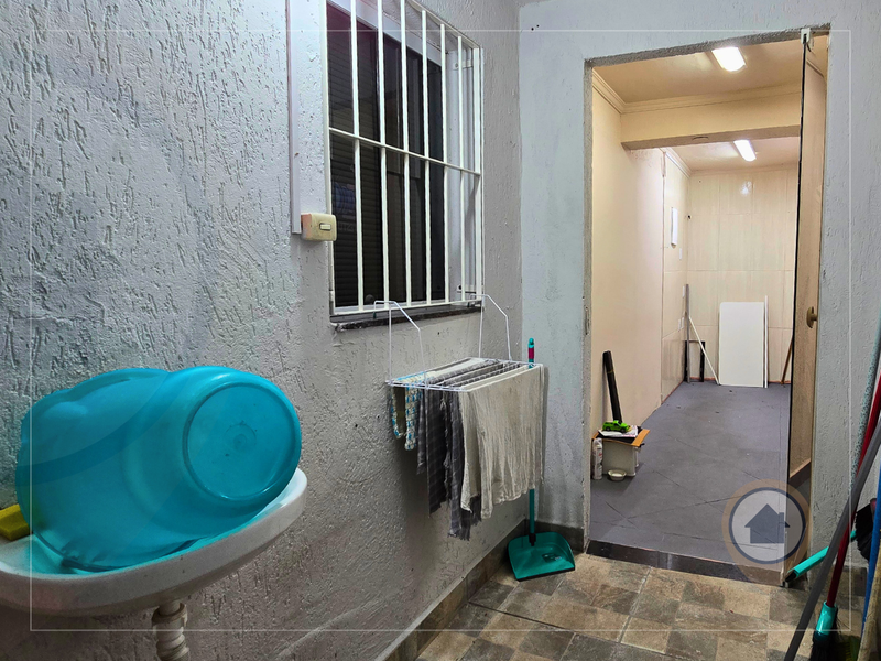 SOBRADO COMERCIAL À VENDA COM 250 M² | 11 SALAS | 4 BANHEIROS | 2 VAGAS | JD STA MENA/GRU! - Guarulhos - 