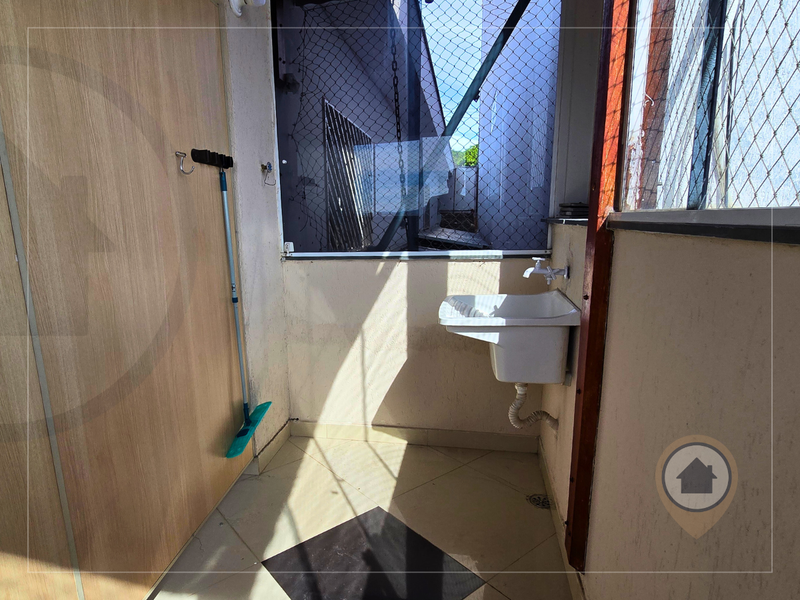 SOBRADO COMERCIAL À VENDA COM 250 M² | 11 SALAS | 4 BANHEIROS | 2 VAGAS | JD STA MENA/GRU! - Guarulhos - 