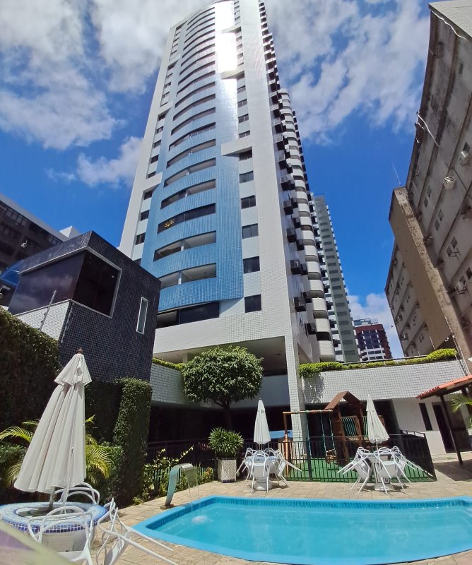 Apartamento à venda com 3 quartos sendo uma suíte, 80m² área útil por R$ 510.000,00 Rua Agenor Lopes Recife - 