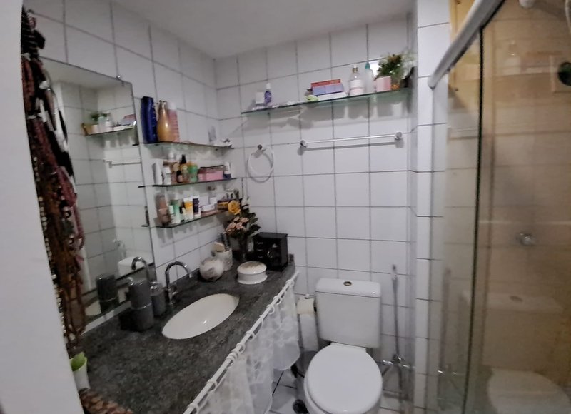 Apartamento à venda com 3 quartos sendo uma suíte, 80m² área útil por R$ 510.000,00 Rua Agenor Lopes Recife - 