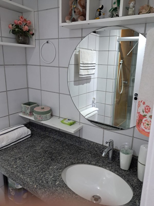 Apartamento à venda com 3 quartos sendo uma suíte, 80m² área útil por R$ 510.000,00 Rua Agenor Lopes Recife - 