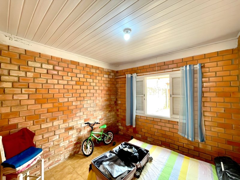 R$ 510.000 - CASA NA PRAIA - 189M2 - 3 DORM - CHURRASQUEIRA - PÁTIO - 2 VAGAS Rua Rio Comandaí Xangri-lá - 