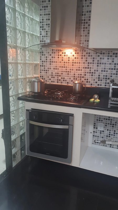 Apartamento à venda com 3 quartos sendo uma suíte, 140m² área útil por R$ 830.000,00 Avenida Engenheiro Domingos Ferreira Recife - 