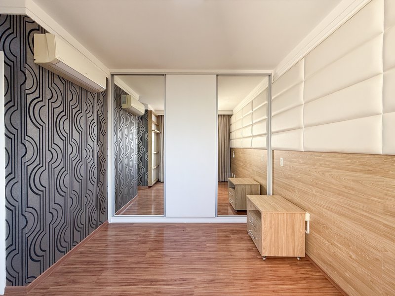 Apartamento À VENDA, 93m² - 3 Dorm. 1 Suíte - R$ 850.000 - Ilê NOTRE DAME - Sorocaba SP Rua Heloísa Oliveira Evangelista Sorocaba - 