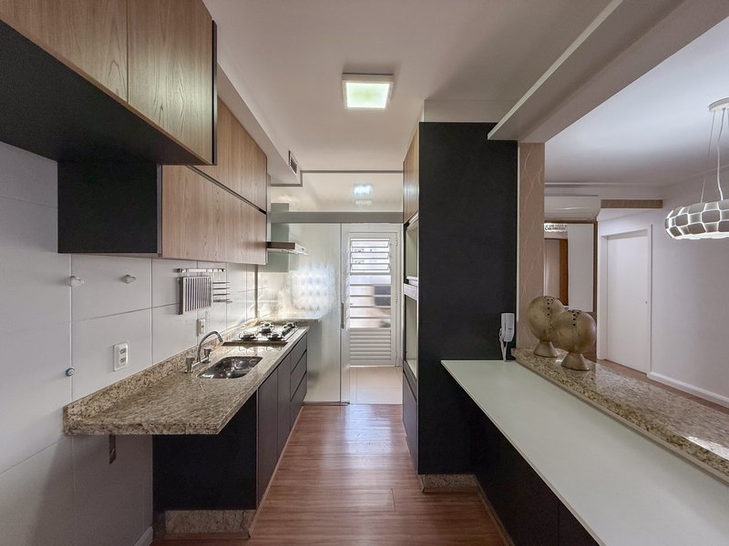 Apartamento À VENDA, 93m² - 3 Dorm. 1 Suíte - R$ 850.000 - Ilê NOTRE DAME - Sorocaba SP Rua Heloísa Oliveira Evangelista Sorocaba - 