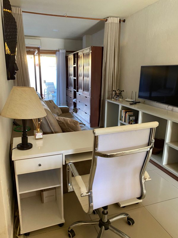 Apartamento de 1 dormitório / mobiliado e decorado / estrada da balsa Estrada da balsa  Porto Seguro - 