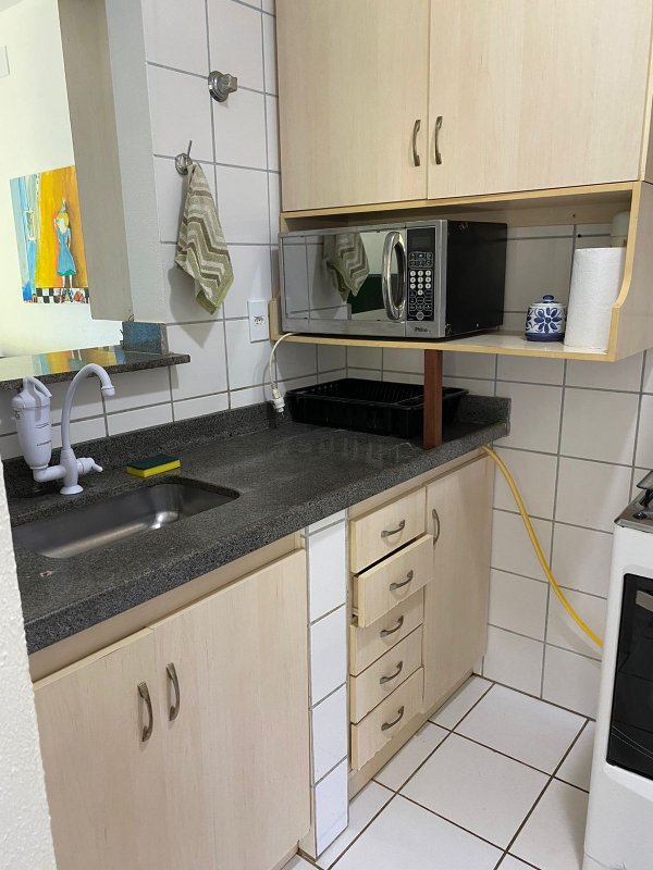Apartamento 100 metros do mar / 2 dormitórios/ mobiliado e decorado Estrada da balsa  Porto Seguro - 