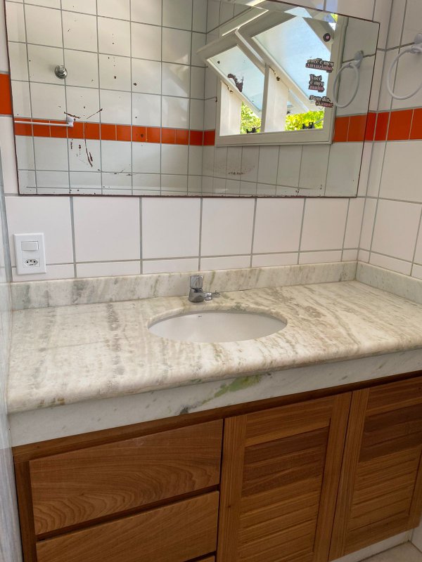 Apartamento 100 metros do mar / 2 dormitórios/ mobiliado e decorado Estrada da balsa  Porto Seguro - 