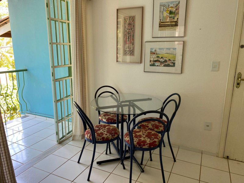 Apartamento 100 metros do mar / 2 dormitórios/ mobiliado e decorado Estrada da balsa  Porto Seguro - 
