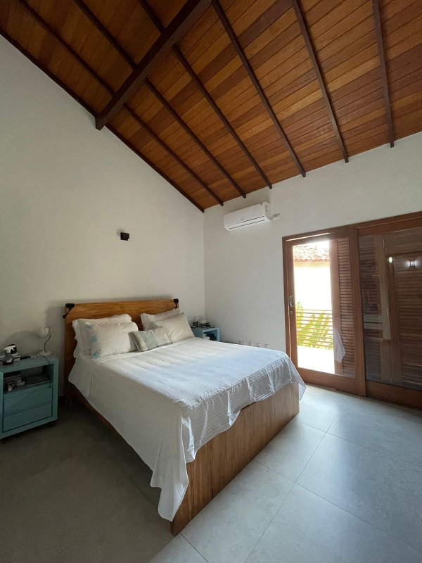 Casa de 3 dormitórios / 200 metros do mar / mobiliado e decorado Estrada da balsa  Porto Seguro - 