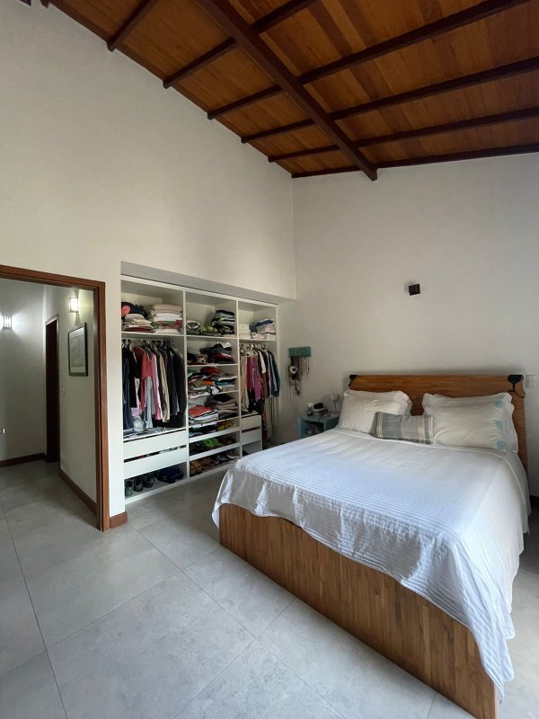 Casa de 3 dormitórios / 200 metros do mar / mobiliado e decorado Estrada da balsa  Porto Seguro - 