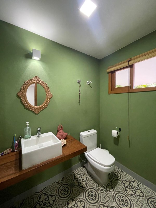 Casa de 3 dormitórios / 200 metros do mar / mobiliado e decorado Estrada da balsa  Porto Seguro - 