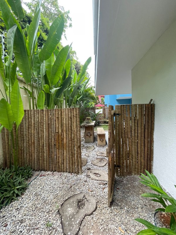 Casa de 3 dormitórios / 200 metros do mar / mobiliado e decorado Estrada da balsa  Porto Seguro - 