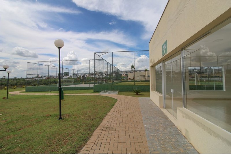 Casa à venda, 120m - 3 Dorm. 1 suíte - R$ 630.000 - Cond. Horto Vilagio - Sorocaba SP Rua João Alberto Paezani Sorocaba - 