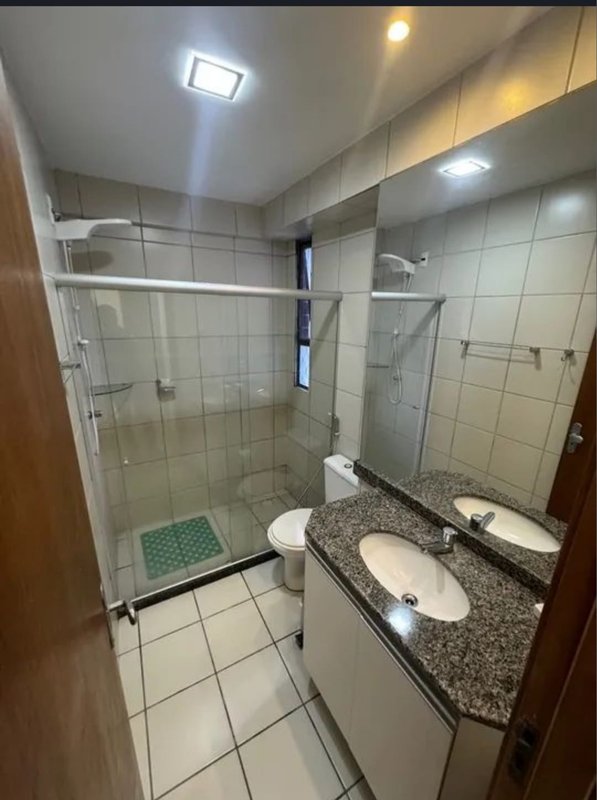 Apartamento mobiliado a venda com 3 quartos sendo uma suíte, 74m² por R$ 600.000,00 Rua da Angustura Recife - 