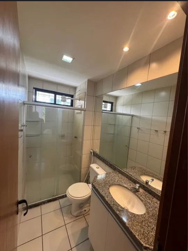 Apartamento mobiliado a venda com 3 quartos sendo uma suíte, 74m² por R$ 600.000,00 Rua da Angustura Recife - 