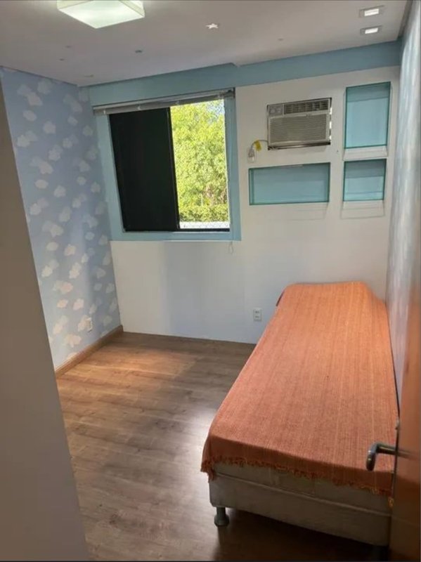 Apartamento mobiliado a venda com 3 quartos sendo uma suíte, 74m² por R$ 600.000,00 Rua da Angustura Recife - 